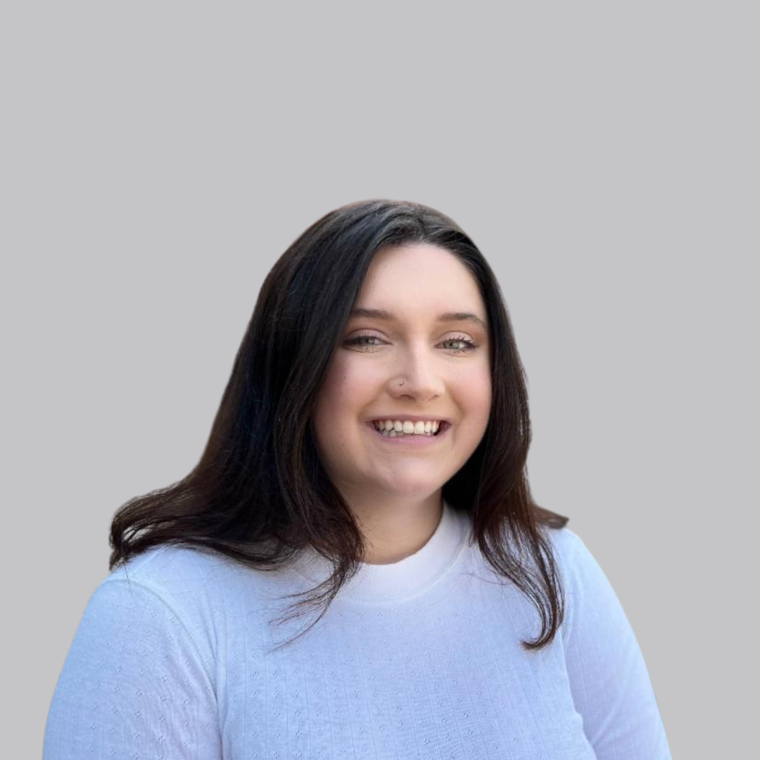 Olivia <br> Storey